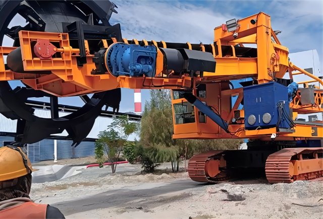 KBWR2800移动式斗轮取料机