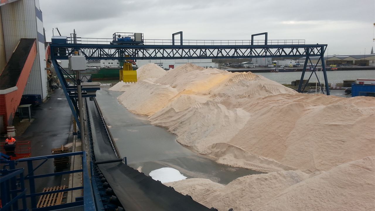 港口码头皮带输送机