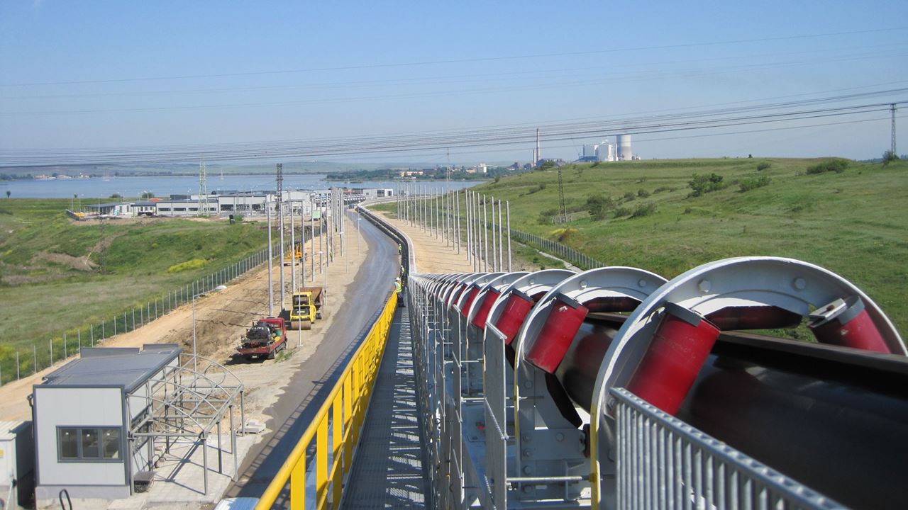 港口码头皮带输送机