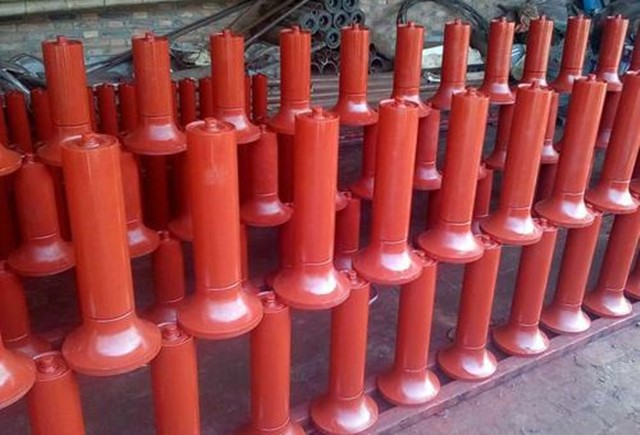 摩擦托辊-摩擦调心托辊-摩擦托辊组厂家