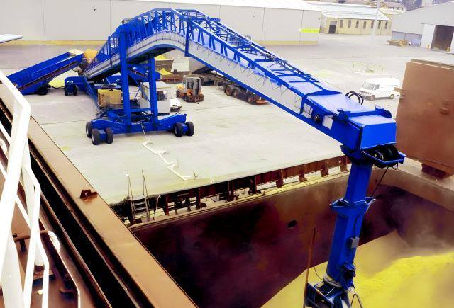 KC系列弧臂式移动装船机